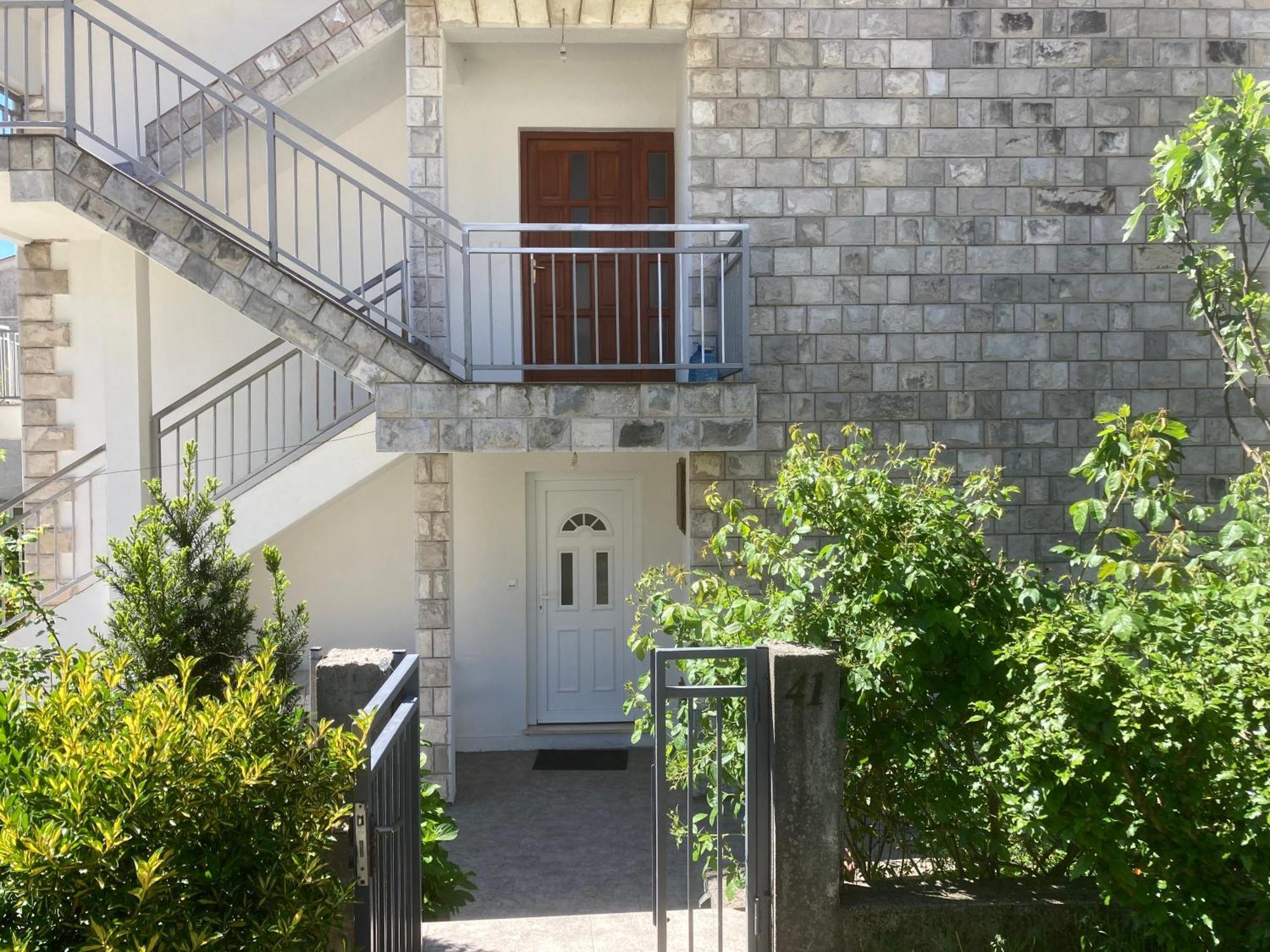 Guest House Konak Kod Danke Требинье Экстерьер фото