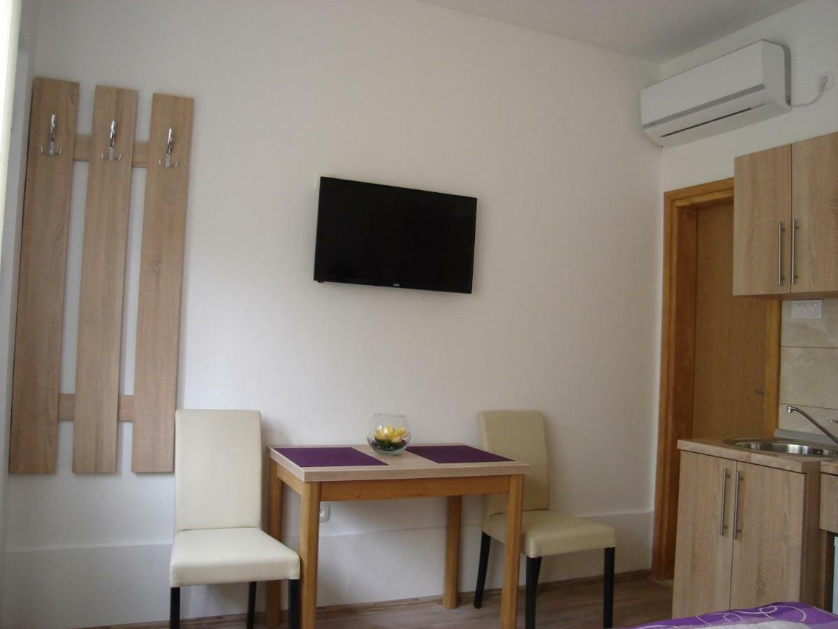 Guest House Konak Kod Danke Требинье Экстерьер фото